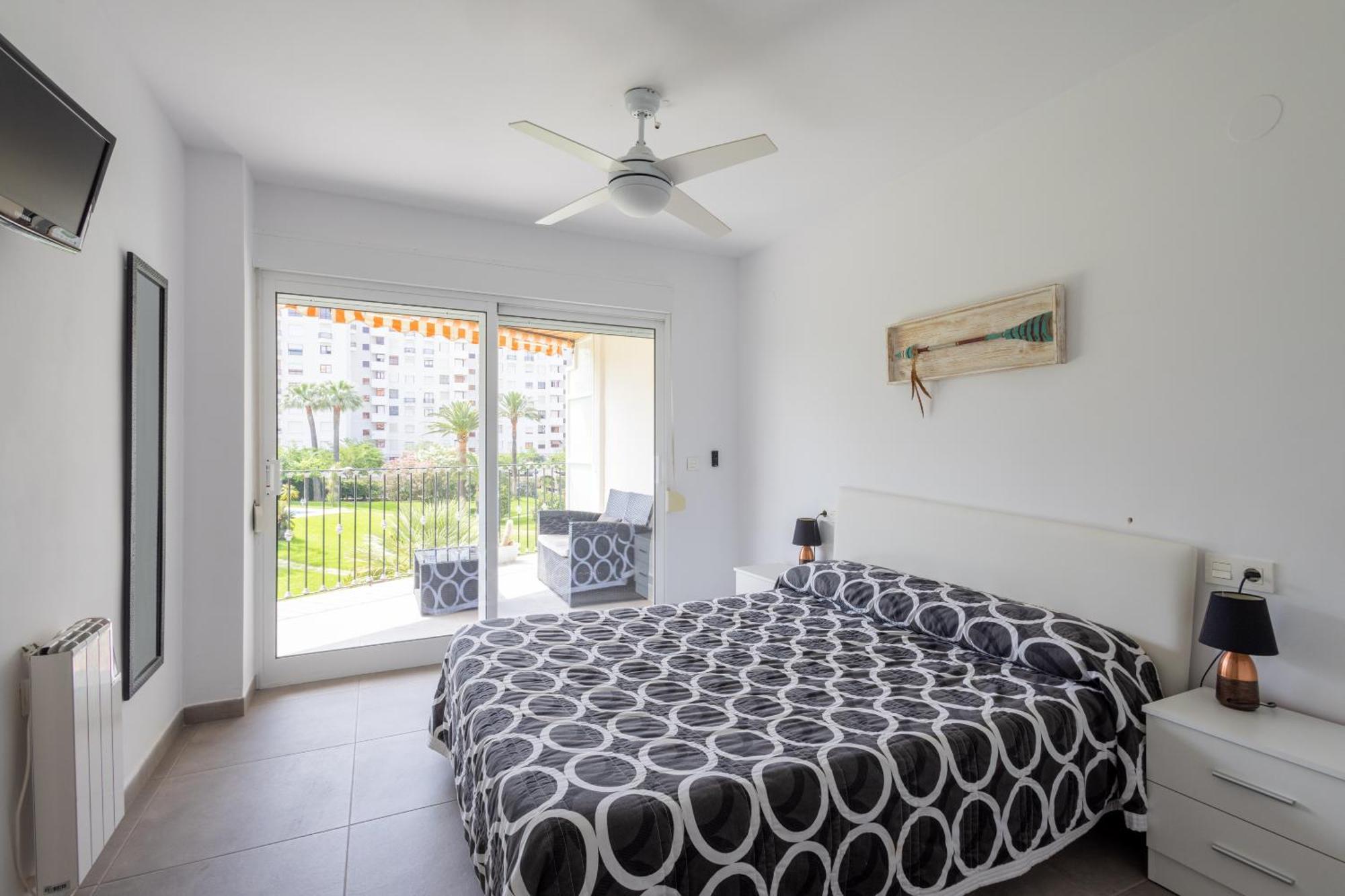 Residencia De Lujo Frente Al Mar Apartment Playa de Gandia Luaran gambar